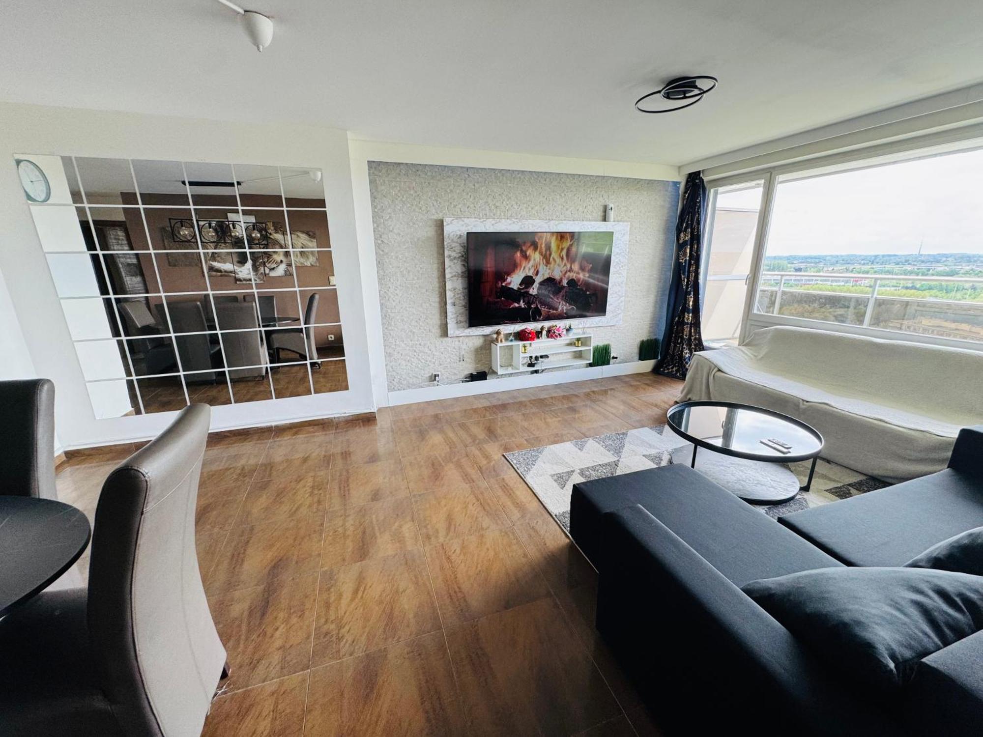 Appart Meuble 92M2 + 2 Terrasses - Brussels — Photos 1